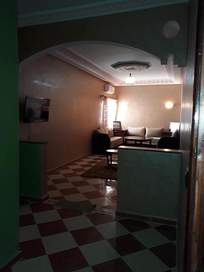 Résidence dikre Uarzazate Exterior foto
