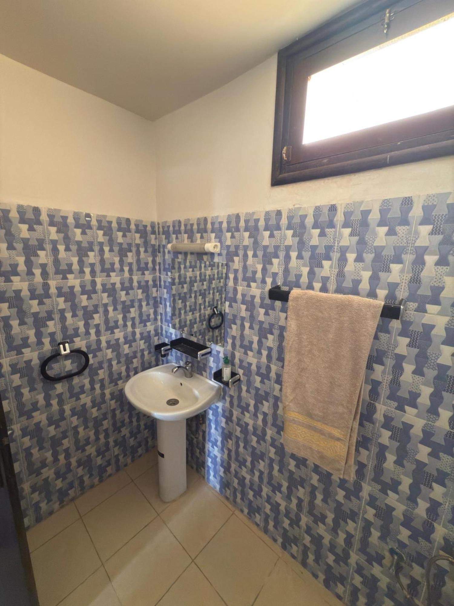 Résidence dikre Uarzazate Habitación foto